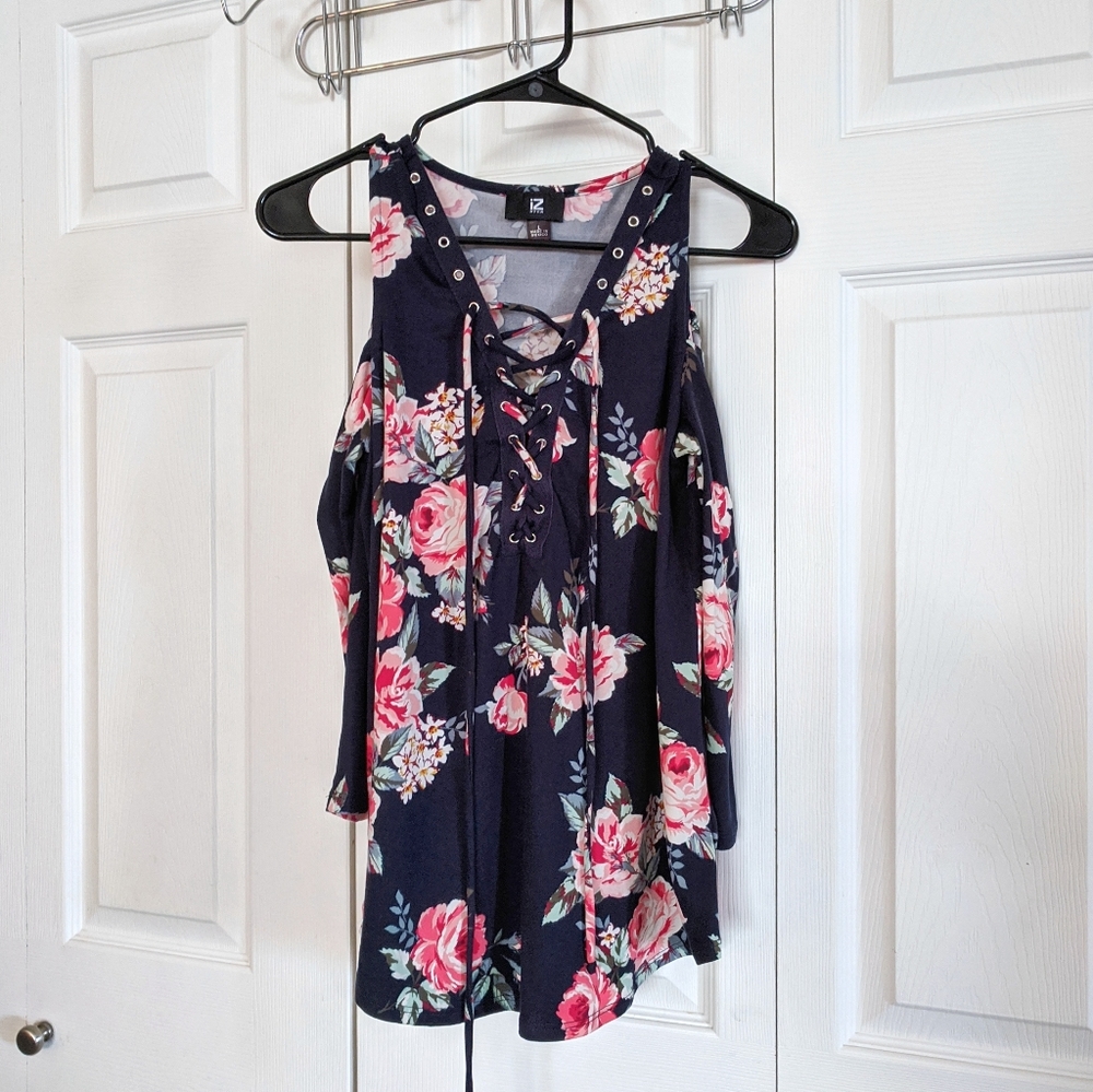 Floral Cold Shoulder Lace Up VNeck Iz Byer Large Top